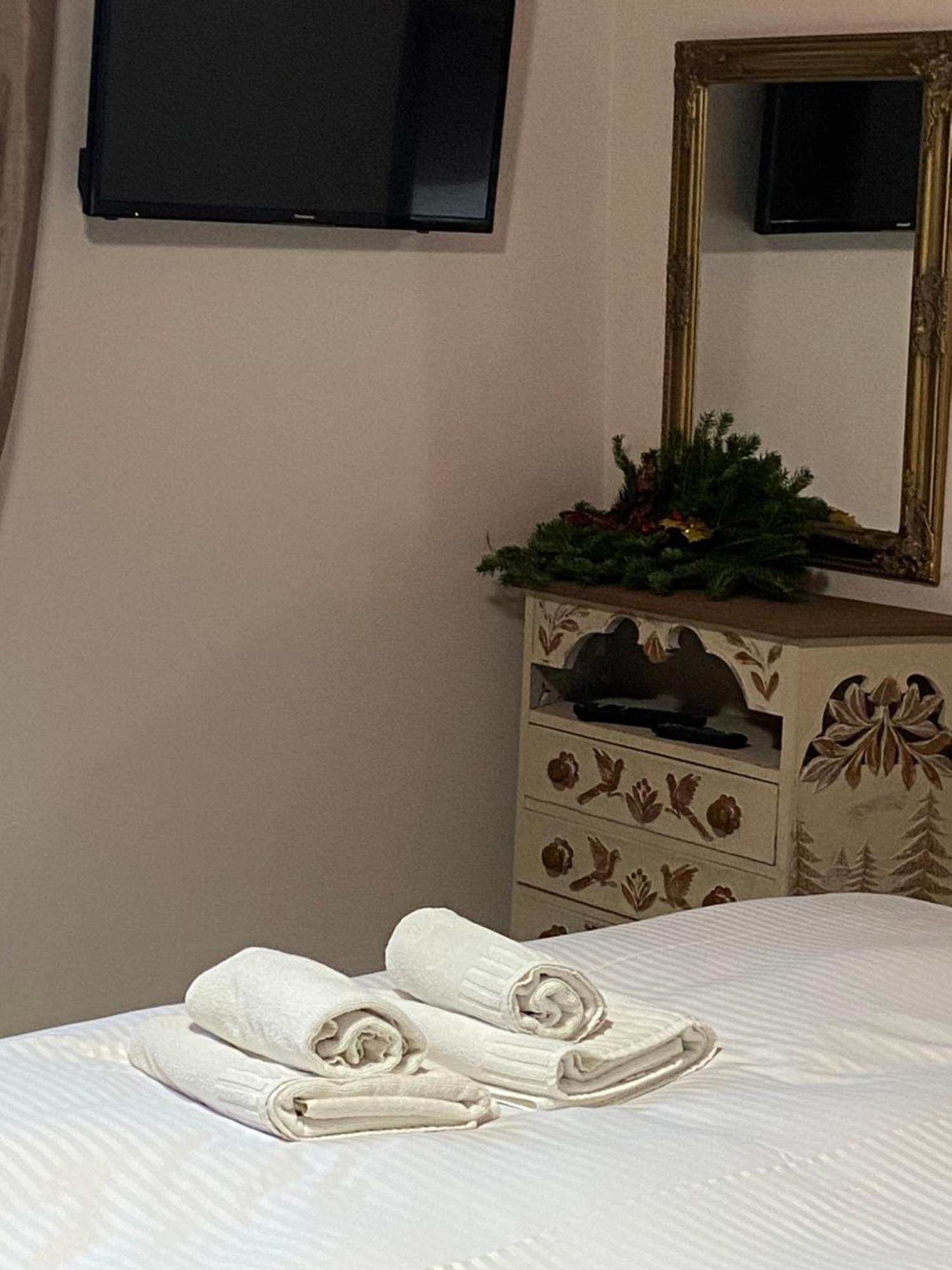 ホテル Shamrock Elati Retreats エクステリア 写真